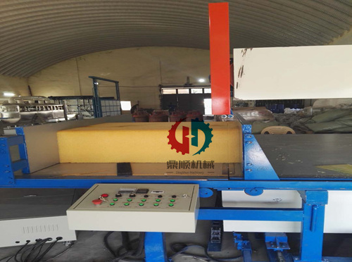 訂制海綿全自動(dòng)立切機(jī)出貨汕頭
